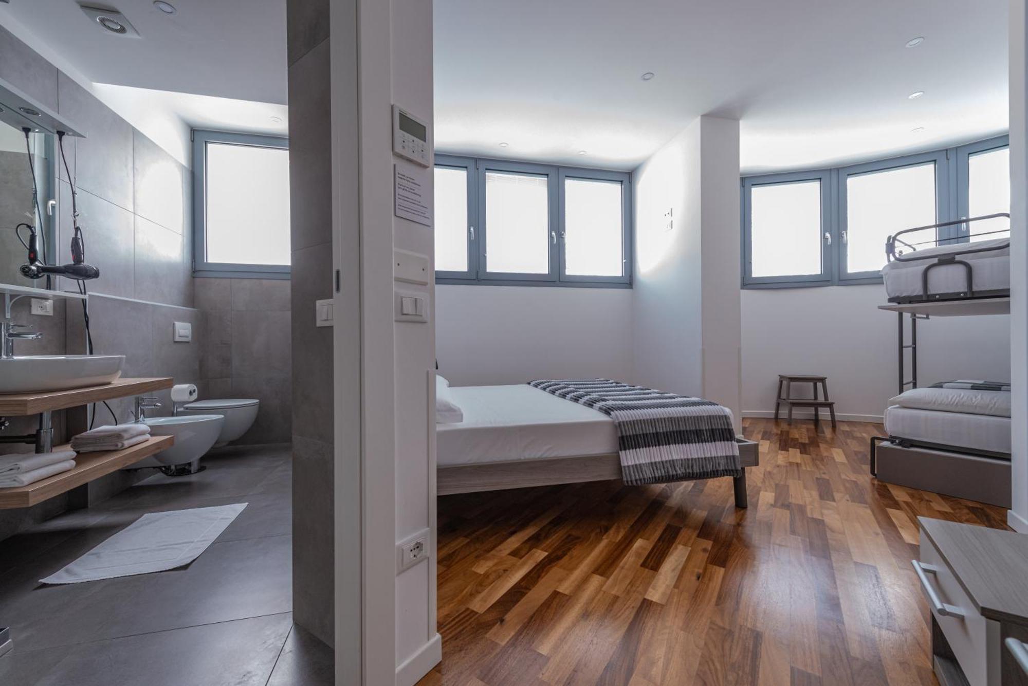 Marconi House Hotel Mestre Bagian luar foto